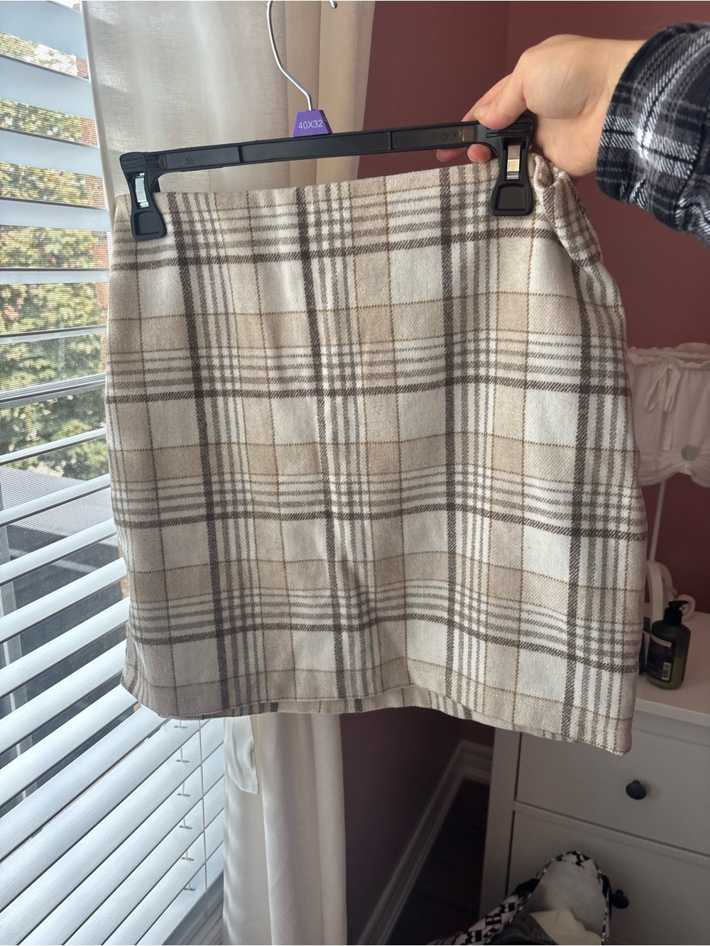 SHEIN Plaid Mini Skirt in Cream and Tan